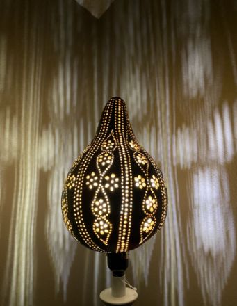 Picture of White Lace Crosses